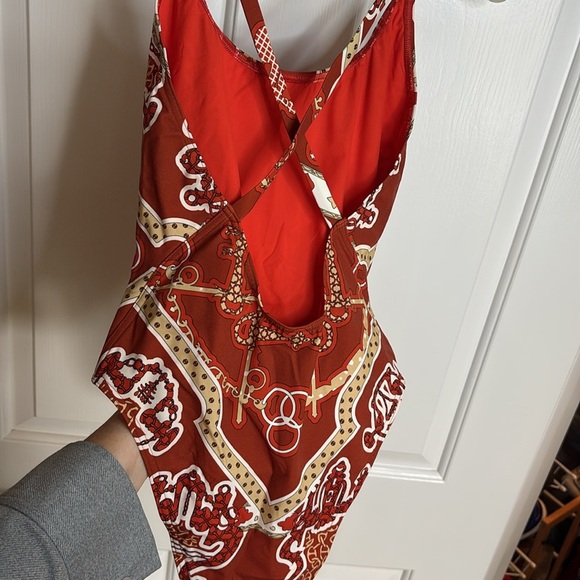 EUC HERMES women’s one piece swimsuit in red and rust print size 38/us 6 - Picture 5 of 7